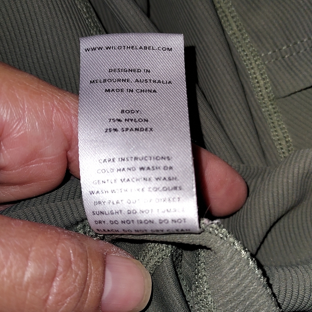 Wilo Ribbed High Rise Leggings Size S With Side Pockets - Picture 6 of 7